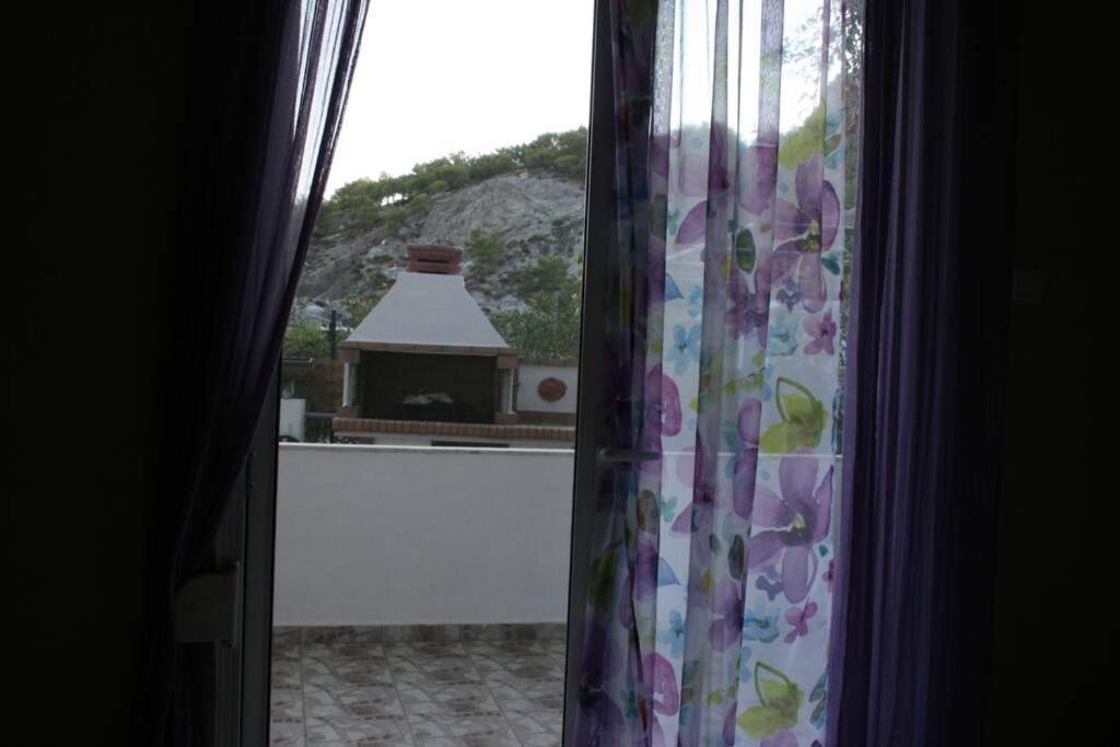 Kiki Stegna Apartment Archangelos  Bagian luar foto