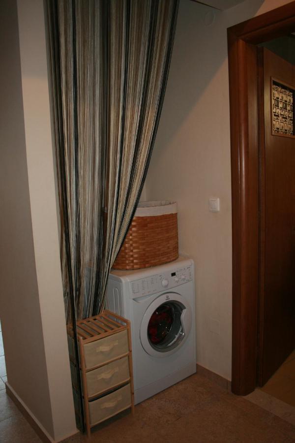 Kiki Stegna Apartment Archangelos  Bagian luar foto